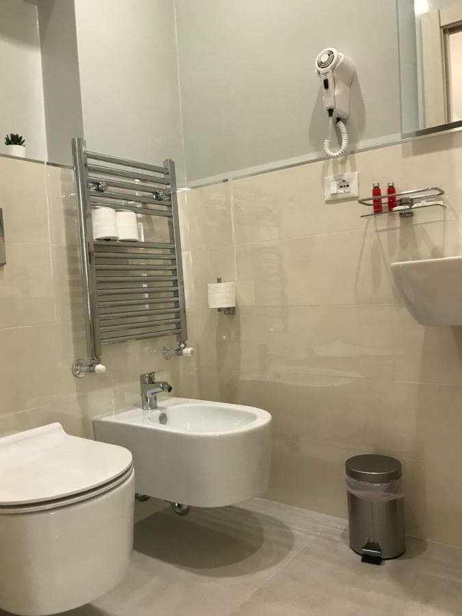 Alba Rooms La Spezia Bagian luar foto