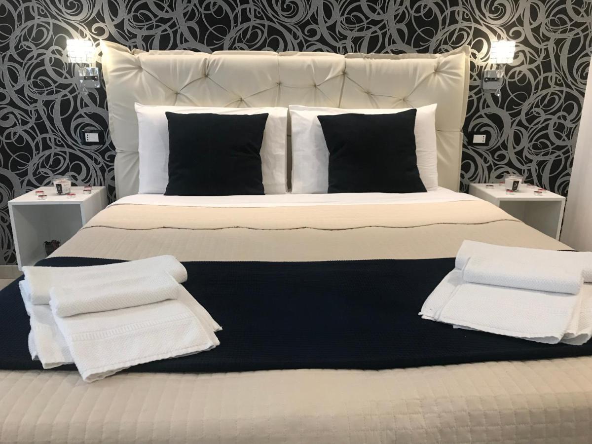Alba Rooms La Spezia Bagian luar foto